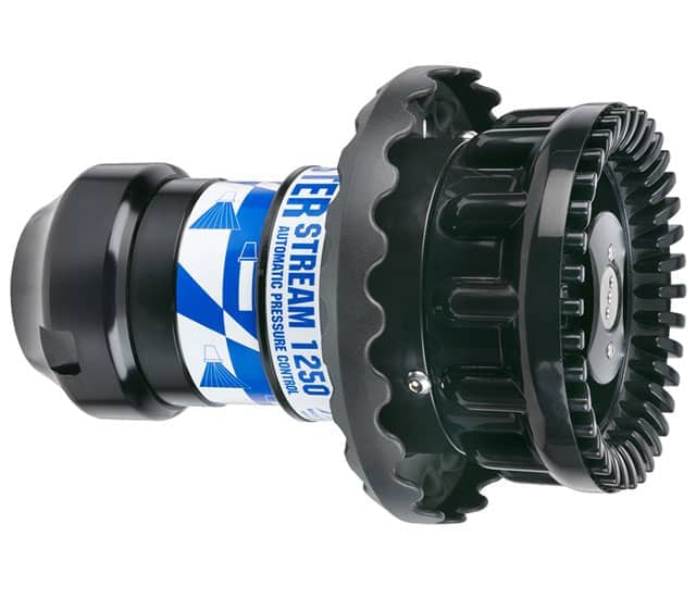 Master Stream Automatic Masterstream Nozzle - 300-1250 GPM (1100-4500 LPM) @ 70-120 PSI (5-8 Bar), 2.5" (65 mm) NHF Swivel Rocker Inlet Master Stream Automatic Masterstream Nozzle - 300-1250 GPM (1100-4500 LPM) @ 70-120 PSI (5-8 Bar), 2.5" (65 mm) NHF Swivel Rocker Inlet