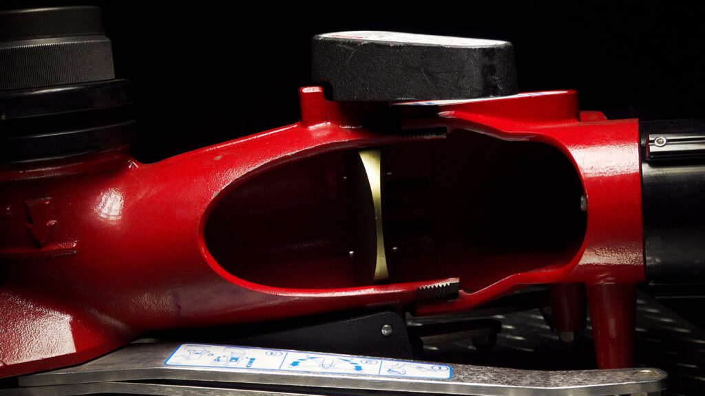 CrossFire® Portable Monitor crossfire.00 00 40 13.Still026