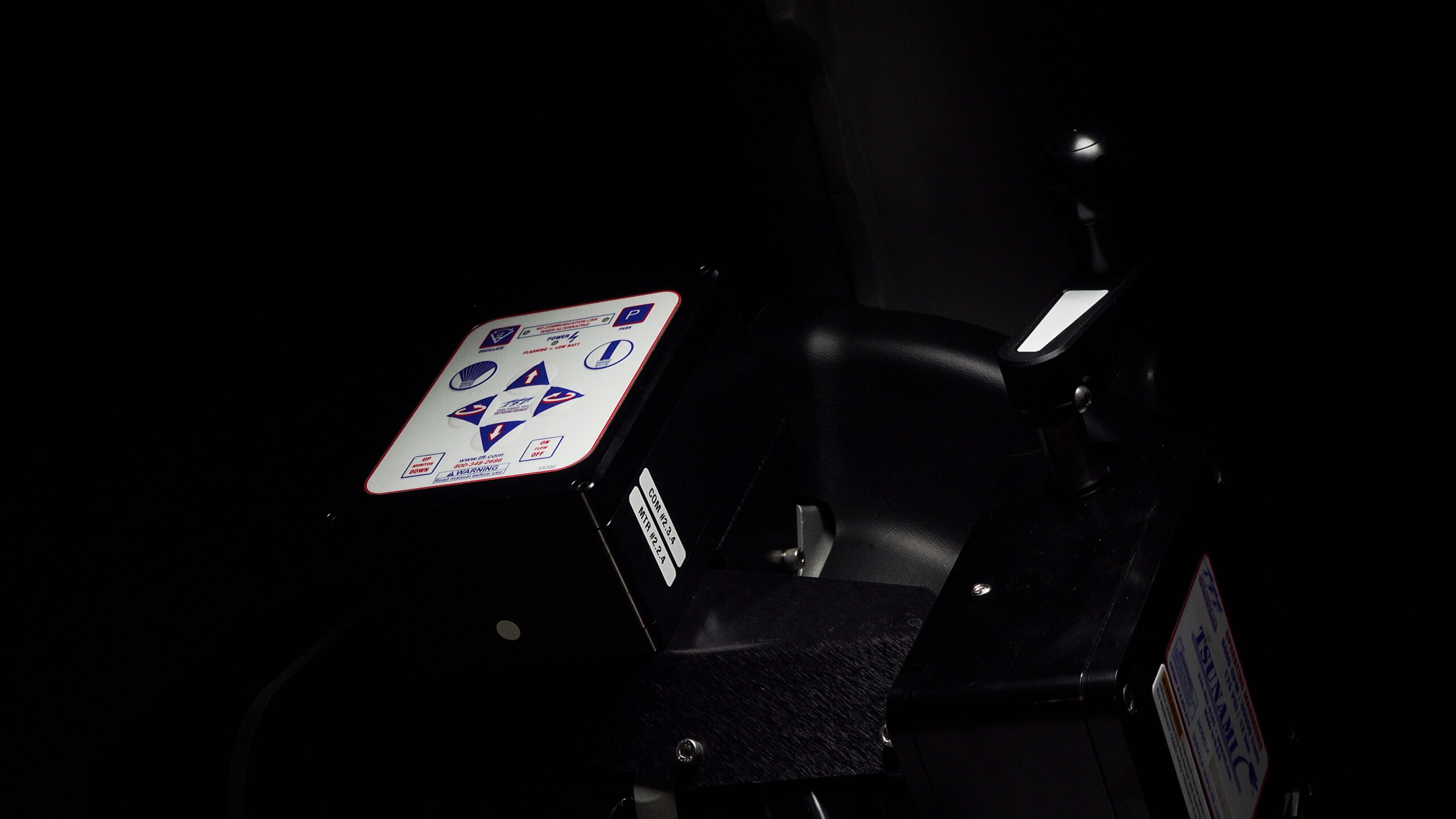 Tsunami™ Firefighting Monitors tsunami00 00 10 11Still007