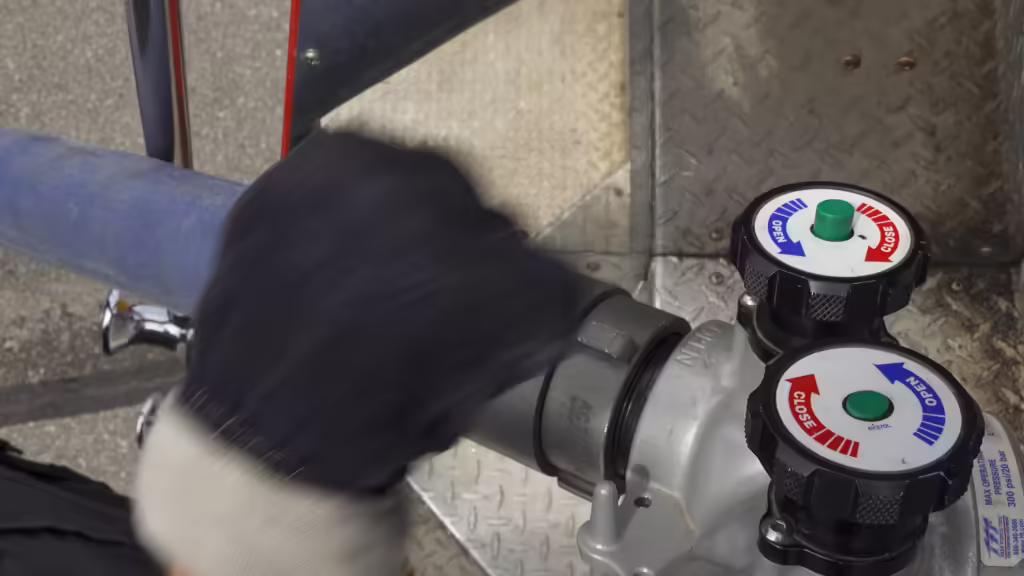 Gated Wye V5.00 00 23 22.Still007